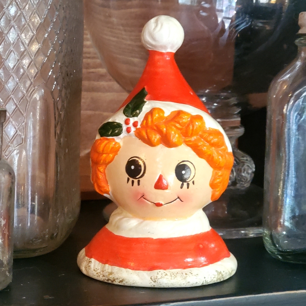 Mid Century Raggedy Ann Napcoware ornament or shelf sitter 4"